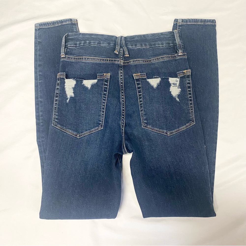 Good American Good Legs Crop Distressed Skinny Jeans NWT - Picture 6 of 10